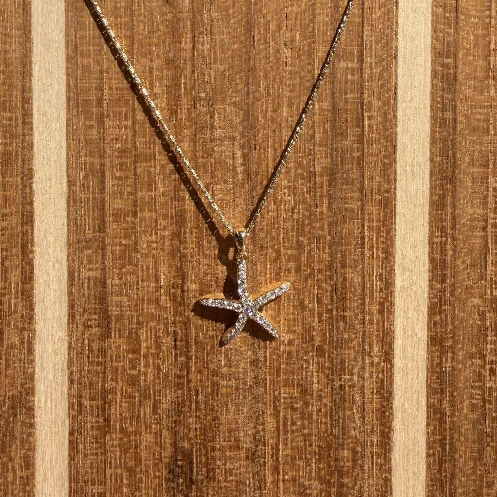 .15ctw 14ky Small Diamond Starfish