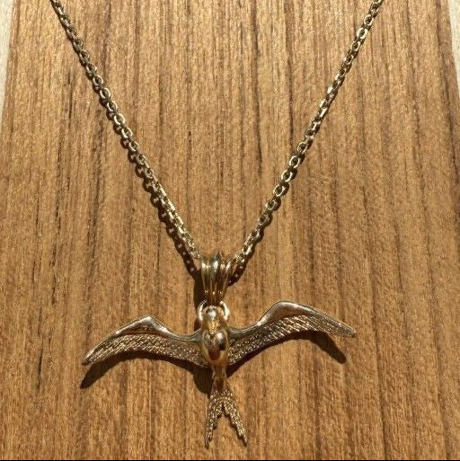 14ky Frigate Bird Pendant
