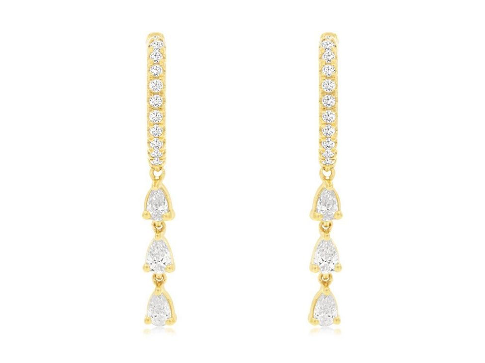 .82 ct Huggie dangle ER