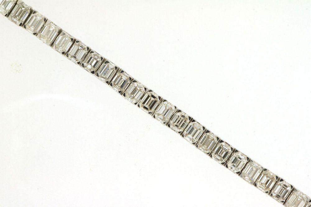 Emerald Cut Diamond Bracelet