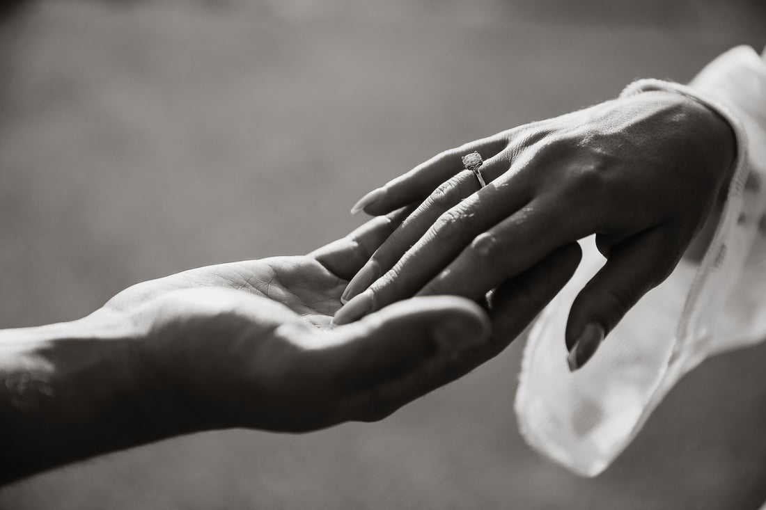 How Much Should You Spend When Buying an Engagement Ring in Largo, FL?