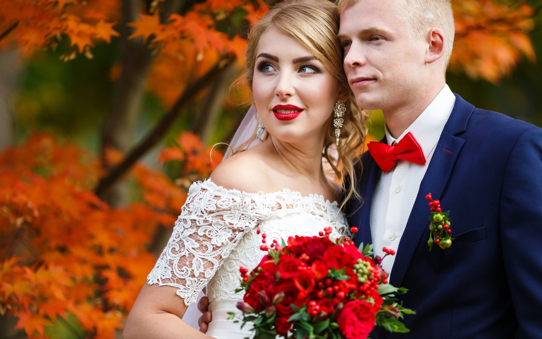 10 Best November Wedding Themes