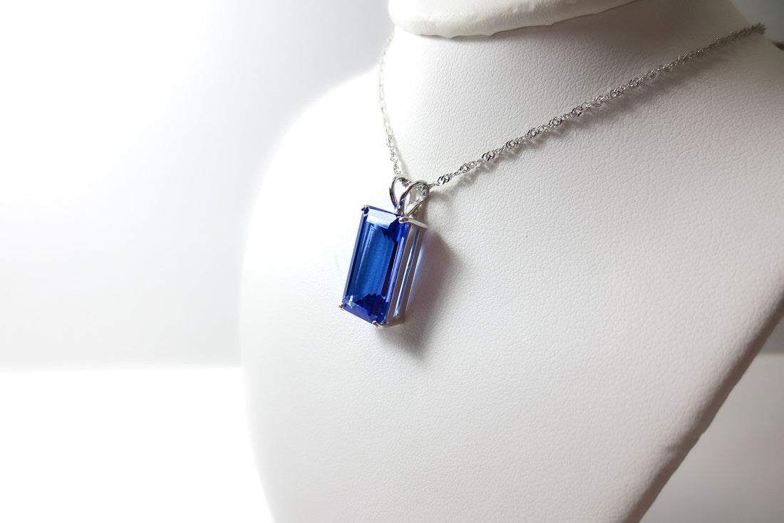 The Art of Gemstone Jewelry: Colors, Meanings, and Styles