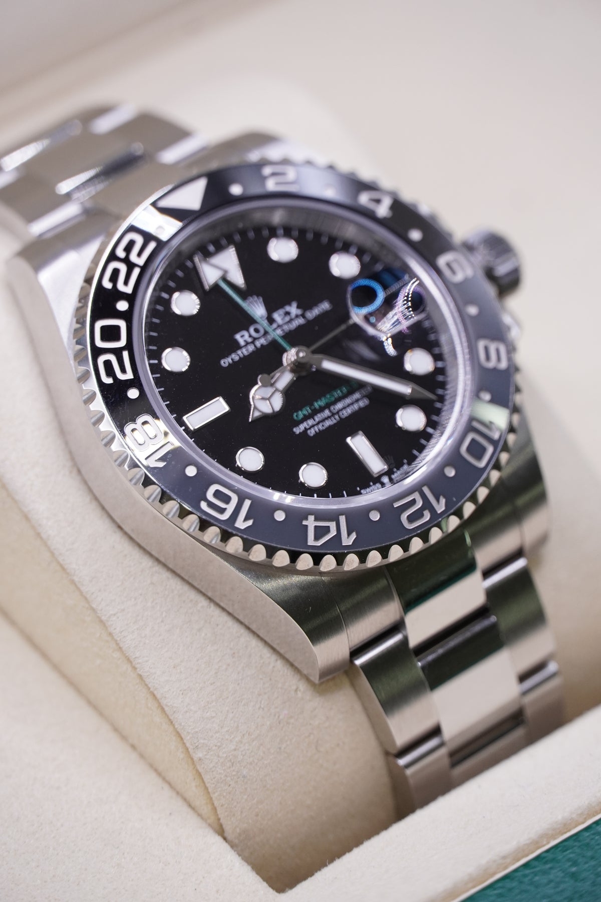 Rolex GMT-Master II Ref. 126710GRNR "Bruce Wayne" (Grey/Black Cerachrom Bezel, Black Dial, Oyster Bracelet)